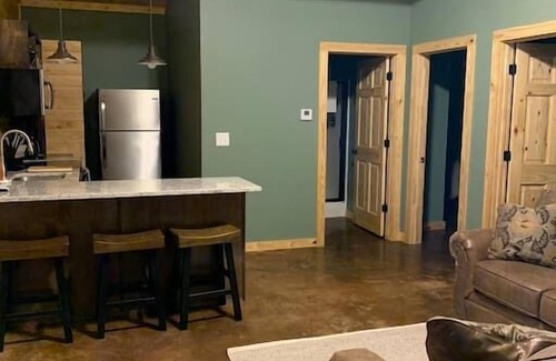 Wilsonville Cabina | CABINS OF LAY LAKE AT BEESWAX CABIN #2