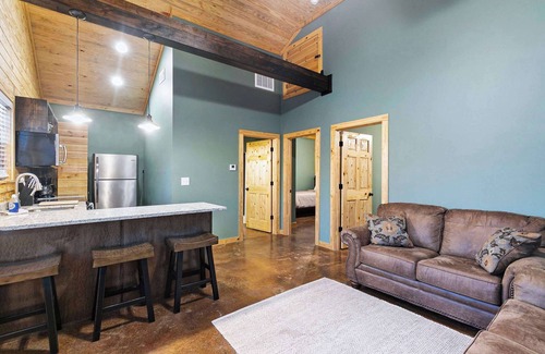 Wilsonville Cabina | Cabins of Lay Lake at Beeswax Cabin #2