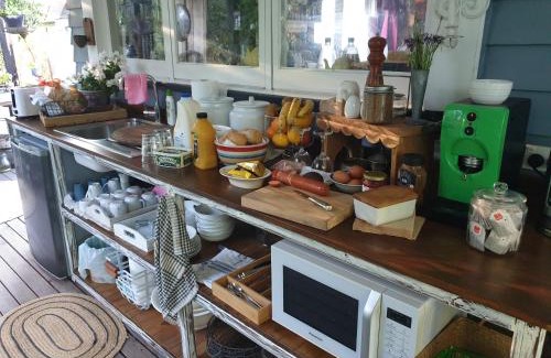 Motueka Casa | Cabins on Tudor bed & breakfast