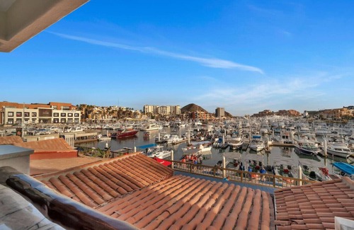 Centro Condominio | Cabo Marina, Plaza Bonita, New, Central