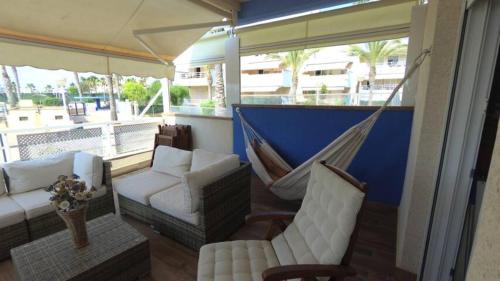 Orihuela Costa Apartamento | Cabo Roig Calas de Campoamor Pádel y piscina con vistas al mar