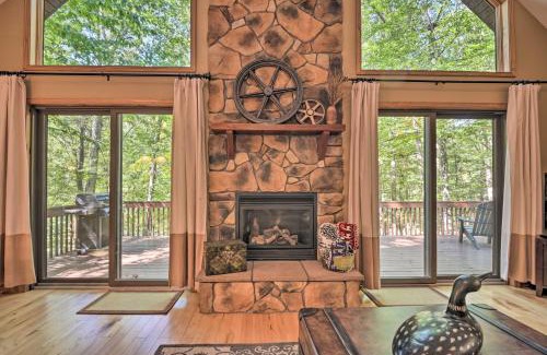 Great Cacapon Casa | Cacapon River Cabin with Private River Access!