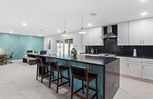 Cox Heights Casa | Cactus on Palm: 4BR w/Private Pool