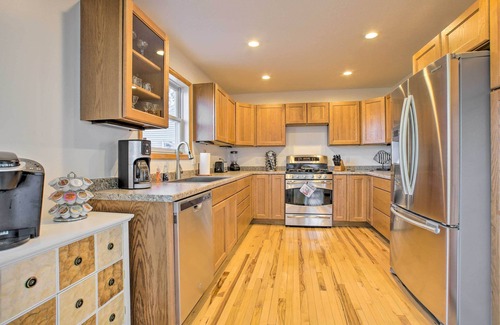 Cadillac Casa | Cadillac Home w/ Hot Tub & Lake Mitchell Views!