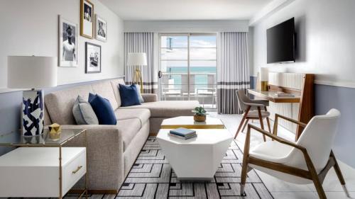 Mid Beach Hotel | Cadillac Hotel & Beach Club, Autograph Collection