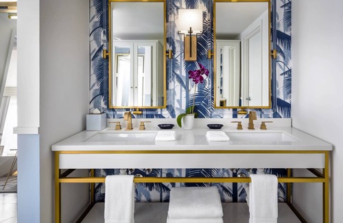 Mid Beach Hotel | Cadillac Hotel & Beach Club, Autograph Collection