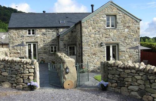 Rowen Casa | Cae Bach