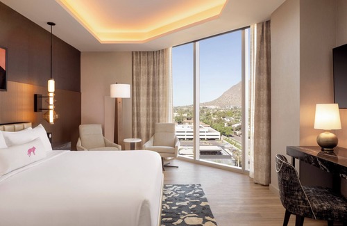 Fashion Square Hotel | Caesars Republic Scottsdale, a Hilton Hotel