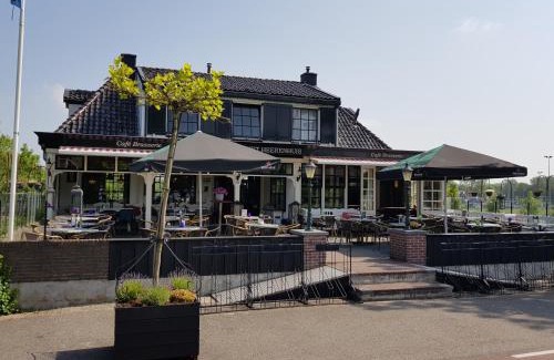 Het Kalf Cama Y Desayuno | Café Brasserie Het Heerenhuis