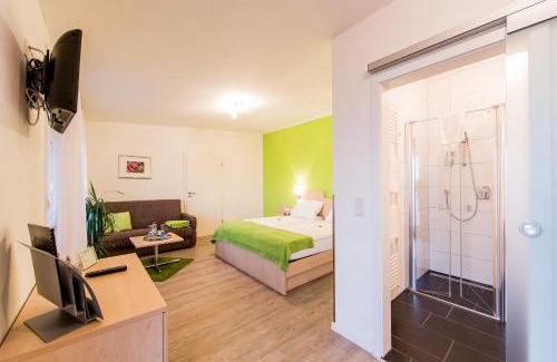 Sontheim Apartamento | Café & Wein Gästehaus Kurz
