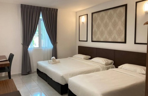 Dua Hotel | Cafe & Capital O 90756 Cara Hulu Hotel