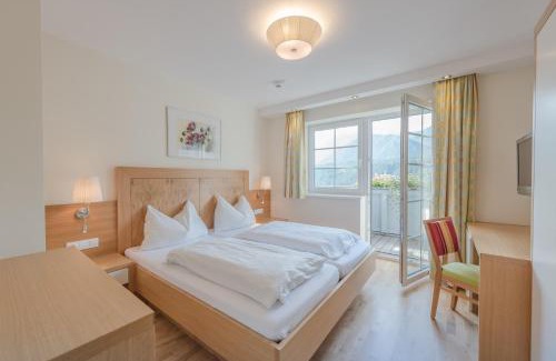 Haus im Ennstal Casa | Cafe Pension Kitzer