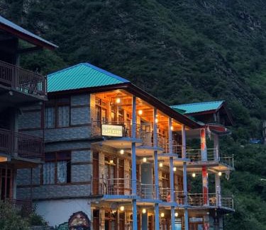 Kullu Casa | Cafekush tosh