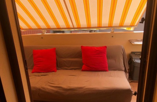 Assemini Apartamento | Cagliari Elmas Airport Beautiful Mansarda