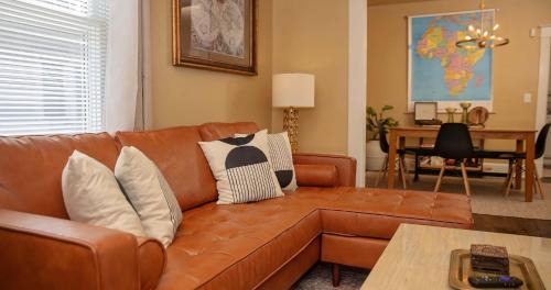 Walnut Street Casa | Cairo St Bungalow