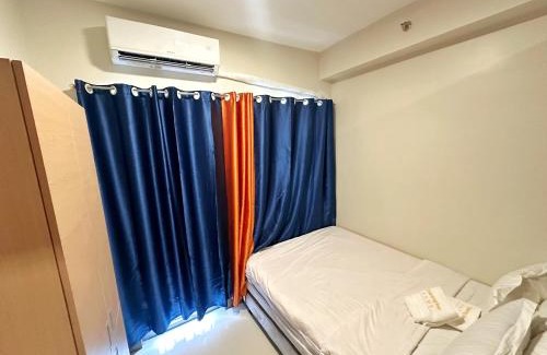 Highway Hills Apartamento | Cairong Inn Condominium pool TV with Netflix FAME RESIDENCES