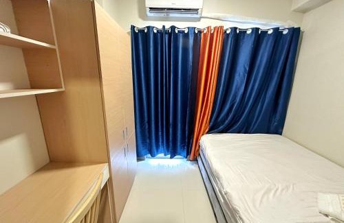 Highway Hills Apartamento | Cairong Inn Condominium pool TV with Netflix FAME RESIDENCES