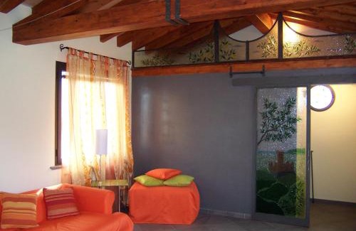 Castelnuovo Magra Casa | Caise