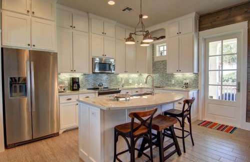 Cinnamon Shore Casa | Cajun Cottage 108 BE