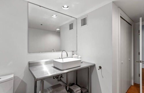 Downtown Apartamento | Cajun Stays-Buchanan Loft #4
