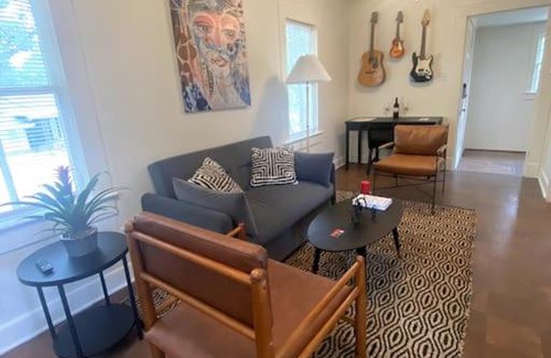 Lafayette Casa | Cajun Stays Congress Apartment B