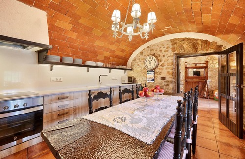 Capmany Cabaña | CAL BISBE - Casa Rural con piscina - calma y tranquilidad campestre.