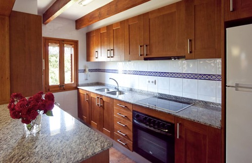 Sagas Cabaña | Cal Colom, casa rural con una capacidad de 8 personas y a una hora de Barcelona