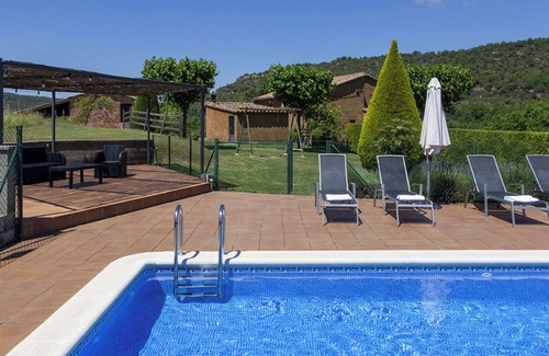 Sagas Cabaña | Cal Colom, casa rural con una capacidad de 8 personas y a una hora de Barcelona