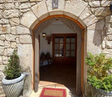 Capafonts Chalet De Esquí | Cal Cutxó - Nou balneari rural per la família