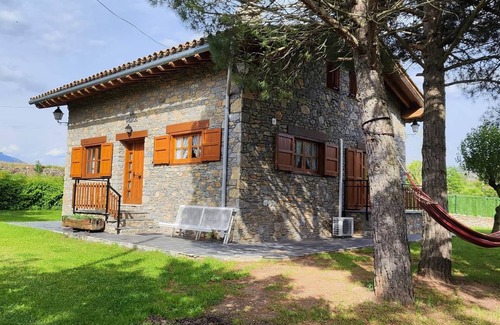El Pont De Bar Cabaña | Cal Pujol by Rural House