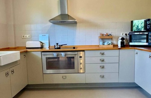 Llivia Apartamento | CAL QuEROL LLIVIA - Spacious 3BR apt, comfort & relaxation in Cerdanya · Pets