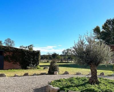 Siurana Apartamento | Cal Robusto, Apartament in Masía with horses
