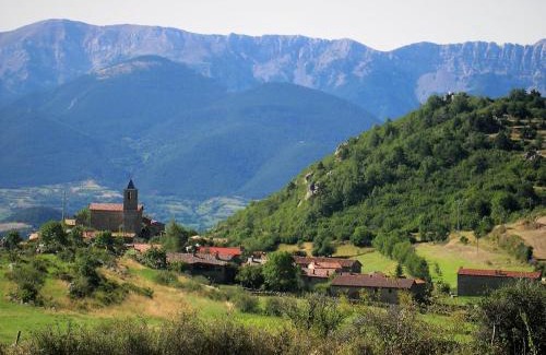 Lles Casa | Cal Tià, La Llosa, espai independent