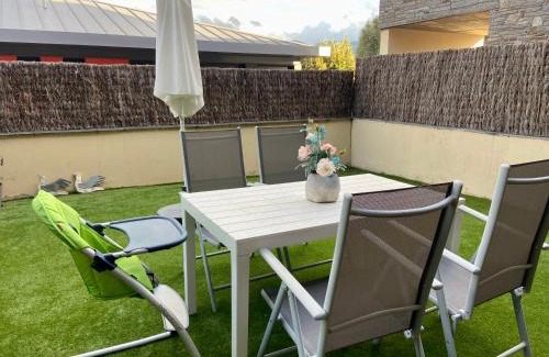 Puigcerda Apartamento | Cal Xera - Acollidora planta baixa amb jardí privat i llar de foc