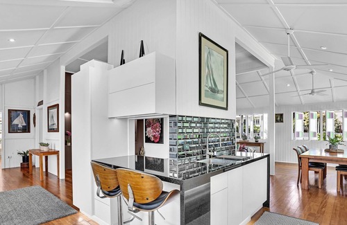 Edge Hill Casa | Caladenia Villa - Understated luxury in Edge Hill