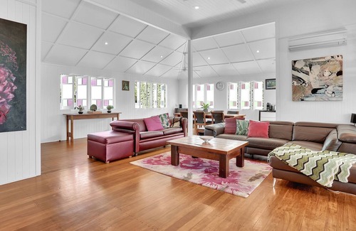 Edge Hill Casa | Caladenia Villa - Understated luxury in Edge Hill