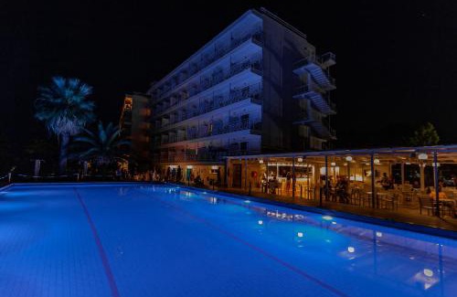 Agii Apostoli Hotel | Calamos Beach Family Club