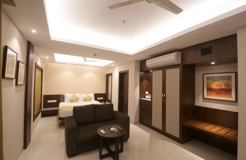 Calangute Hotel | Calangute Tower- AM Hotel Kollection
