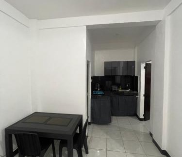 Calapan Apartamento | Calapan Mindoro Transient APT B