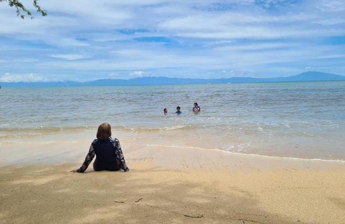 Calatagan Cabina | Calatagan's Bahay Kubo - with Beach Access