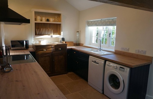 Holmrook Cabaña | CALDHU COTTAGE, pet friendly, character holiday cottage in Holmrook