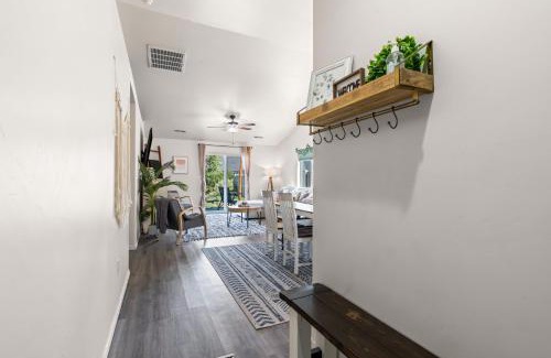 Caldwell Casa | Caldwell Boho Farmhouse 3 Bedroom Private Home