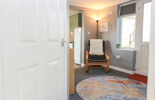 Lanark Casa | Caldwell Cottage