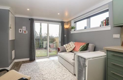 Lanark Casa | Caldwell Cottage