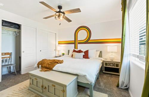Caldwell Casa | Caldwell Ruby Tuesday! 60's Inspired comfort 3B2B