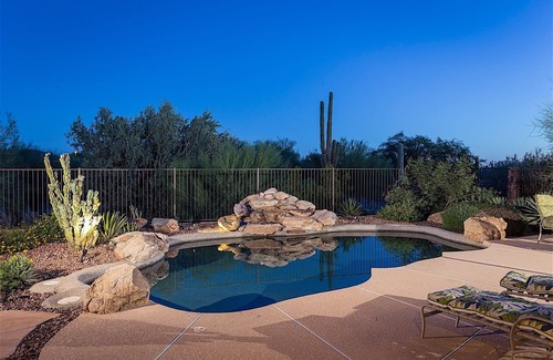 Anthem Country Club Casa | ESPECIAL DE INVIERNO Caledonia Dream Luxurious Golf Home / 4 BR / PVT Pool / Anthem