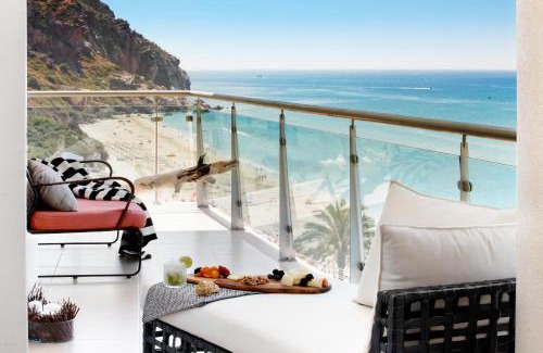 Santiago Cama Y Desayuno | CALI Deluxe Holidays, Sesimbra