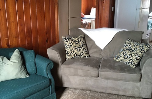 Kitty Hawk Cabaña | Calico Jack's Galley 2 Bedroom Cottage by RedAwning