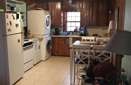 Kitty Hawk Cabaña | Calico Jack's Galley 2 Bedroom Cottage by RedAwning