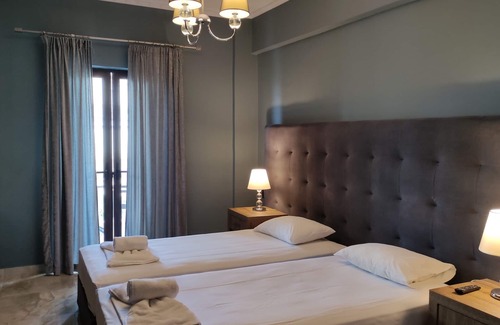 Laganas Hotel | California Beach Hotel - Adults only